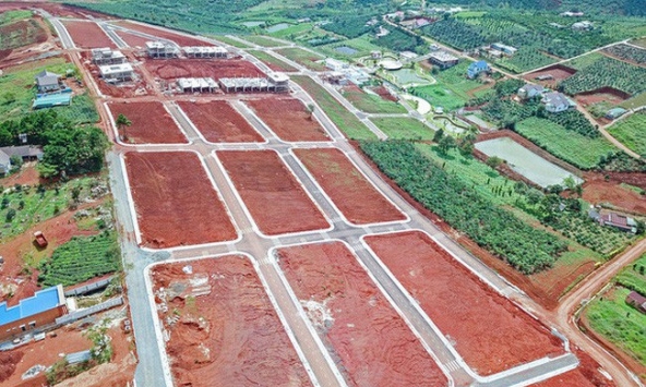 Thủ tướng yêu cầu ngăn chặn việc 'phân lô, bán nền' trái phép