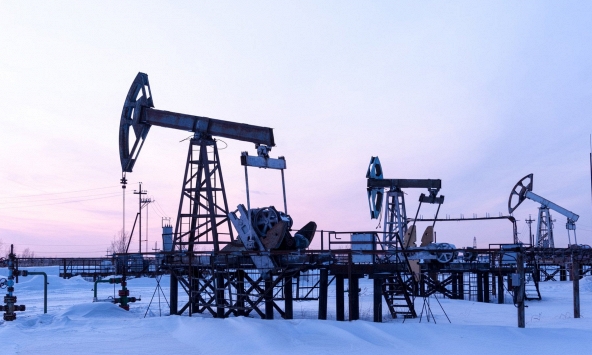 Giá xăng dầu hôm nay 2/9: Dầu thô trượt dốc, do lo ngại kinh tế Trung Quốc