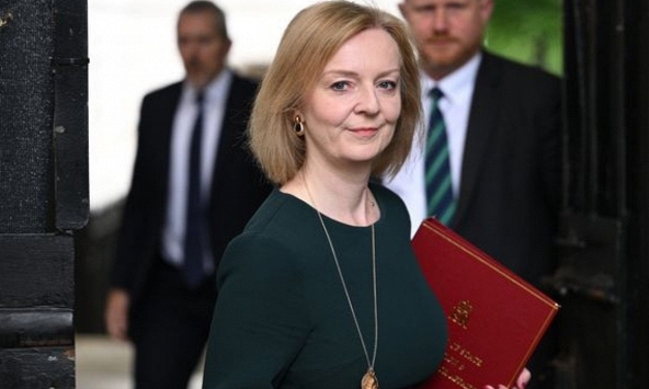 Bà Liz Truss được bầu làm lãnh đạo đảng Bảo thủ, chuẩn bị trở thành Thủ tướng tiếp theo của Anh