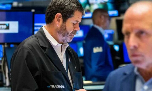 Hợp đồng tương lai chứng khoán Mỹ tăng điểm sau 3 tuần thua lỗ liên tiếp