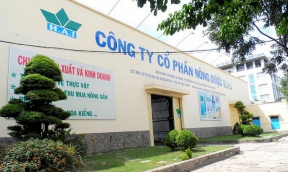 Cổ phiếu thứ ba 'họ FLC' bị đình chỉ giao dịch