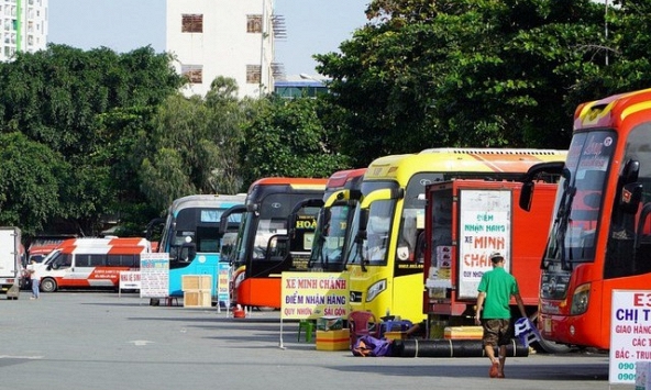 Nhiều dịch vụ vận tải giảm giá cước