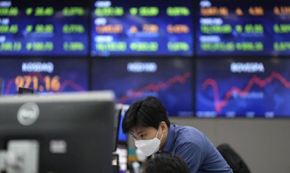 Cổ phiếu họ FLC đồng loạt tăng trần, VN-Index giảm nhẹ trong phiên ngày 8/9