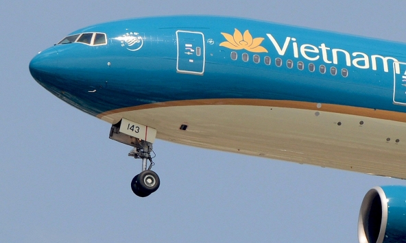 HOSE cảnh báo khả năng hủy niêm yết cổ phiếu của Tổng Công ty Hàng không Việt Nam