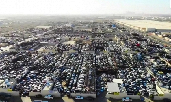 Hình ảnh bên trong bãi phế liệu siêu xe lớn nhất thế giới