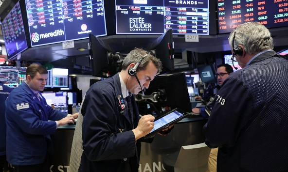 5 điều cần biết trước giờ chứng khoán Mỹ mở cửa vào thứ Sáu (9/9)