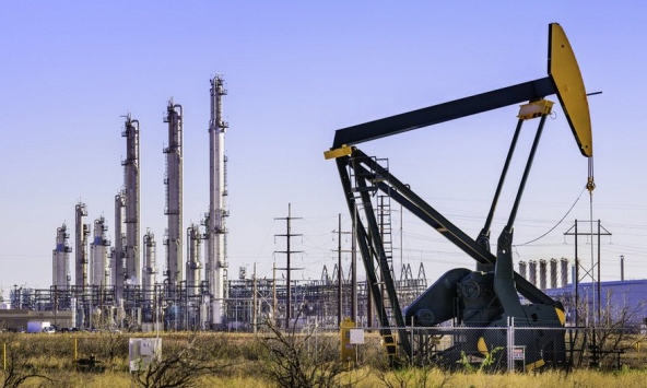 Giá xăng dầu hôm nay 12/9: Tiếp tục căng thẳng