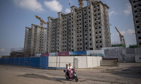 Evergrande cam kết sẽ khởi động lại 38 dự án bất động sản vào ngày 30/9