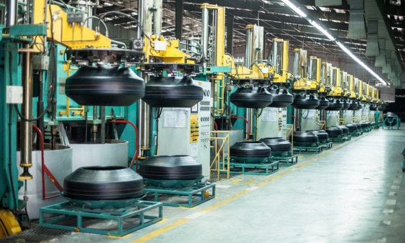 Khuyến nghị cổ phiếu 15/9: CTG, ACV, DRC, FPT, MWG