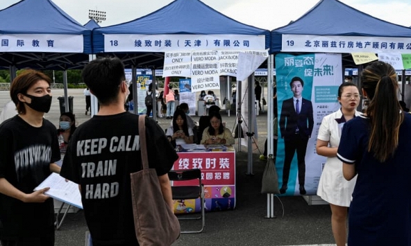 Trung Quốc đã đối mặt thế nào với rủi ro thất nghiệp trong thời kỳ lạm phát