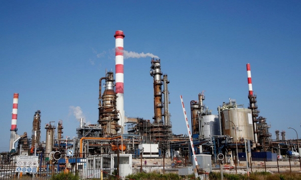 Giá xăng dầu hôm nay 17/9: Dầu ổn định nhưng vẫn trên đà giảm hàng tuần