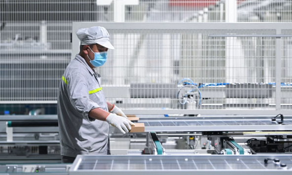 Sản xuất của các nhà máy ở Trung Quốc bị thu hẹp ảnh hưởng đến dân nhập cư