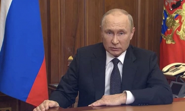 Tổng thống Putin tuyên bố điều động quân sự, sẵn sàng đáp trả Ukraina và phương Tây