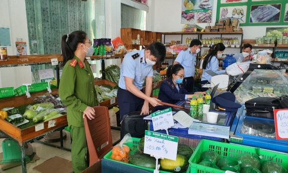 TP.HCM kiểm tra khẩn hoạt động kinh doanh rau, củ, quả