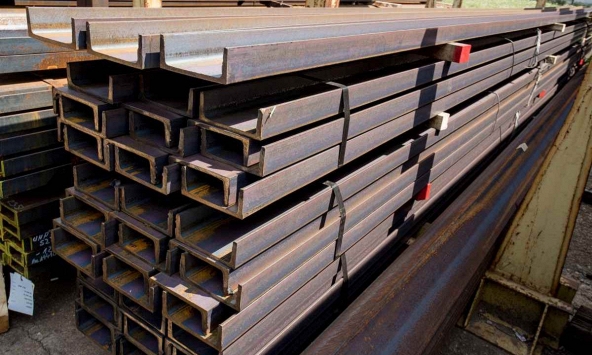 Giá thép hôm nay 23/9: Thế giới tăng trở lại