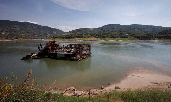 Đối mặt với tình trạng khan hiếm nước, nhiều nơi ở Trung Quốc đưa ra 'báo động đỏ'