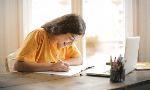 Tử vi tuần mới (26/9 - 2/10): 4 cung hoàng đạo này làm gì cũng thắng lớn trong công việc