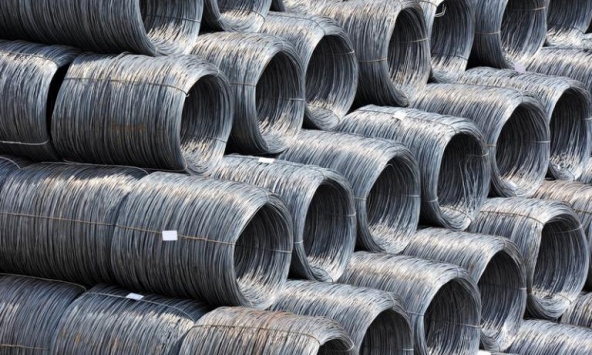 Giá thép hôm nay 26/9: Quặng sắt kéo dài đà tăng