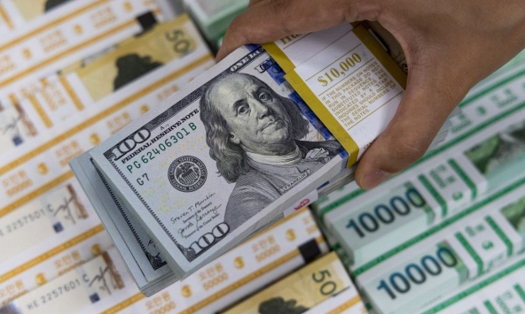 Tỷ giá ngoại tệ hôm nay 29/9: USD tiếp tục tăng, CNY giảm mạnh