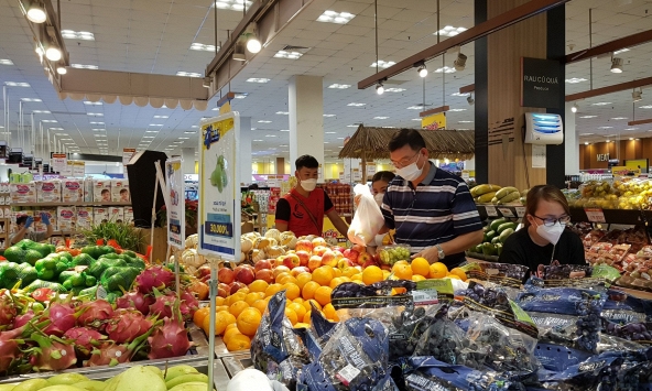 Thị trường thực phẩm ở TP.HCM không bị ảnh hưởng bởi bão Noru