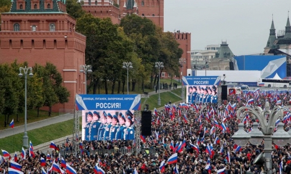 Phương Tây phản ứng trước việc Nga sáp nhập lãnh thổ, Ukraina xin gia nhập NATO