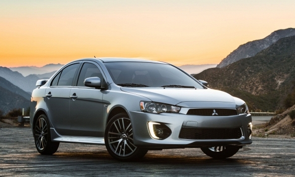 Bảng giá xe Mitsubishi tháng 10/2022 mới nhất