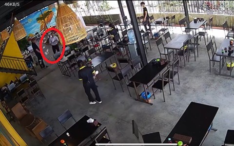 Ném tiền lẻ trong quán bún, một phó phòng ở Đà Nẵng bị tạm đình chỉ công tác