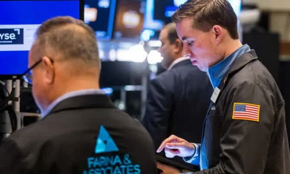 5 điều cần biết trước giờ chứng khoán Mỹ mở cửa vào thứ Ba (4/10)