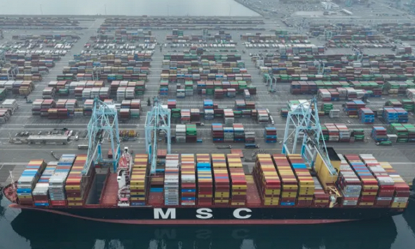 Vận chuyển đường biển giảm, báo hiệu sự sụt giảm lớn về nhu cầu của người tiêu dùng