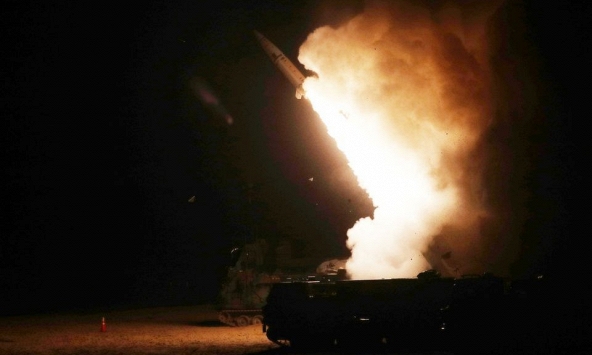 Mỹ và Hàn Quốc phóng tên lửa để đáp trả Triều Tiên