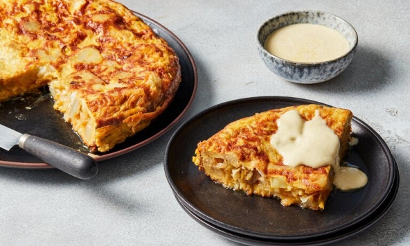 Món ngon mỗi ngày: Bánh Tortilla Cá tuyết hành tây