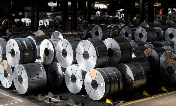 Giá thép hôm nay 10/10: Tiếp tục giảm sâu