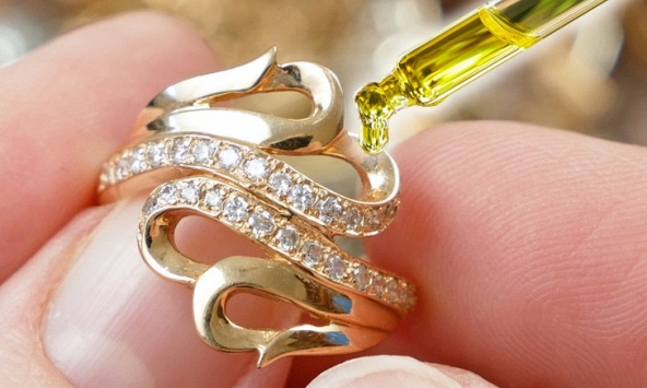 13 cách hữu ích để nhận biết trang sức giả