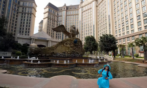 Moody's ngưng xếp hạng 2 tập đoàn BĐS lớn của Trung Quốc vì thiếu thông tin