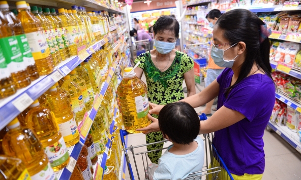 Nhiều chương trình khuyến mãi, giảm giá kích cầu mua sắm nhân ngày 20/10