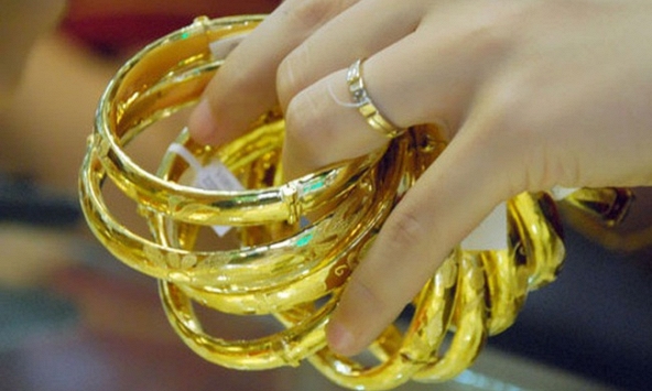 Giá vàng hôm nay 17/10: Vàng thế giới có xu hướng giảm