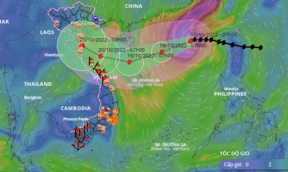 Bão Nesat giật cấp 14, cách quần đảo Hoàng Sa khoảng 520km về phía Đông Bắc