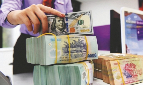 Tỷ giá USD/VND lên mức kỷ lục, kinh tế Việt Nam bị ảnh hưởng thế nào?