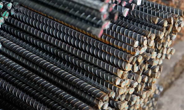 Giá nguyên liệu sản xuất thép tiếp tục giảm sâu