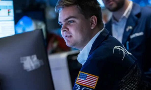 5 điều cần biết trước giờ chứng khoán Mỹ mở cửa vào thứ Sáu (21/10)