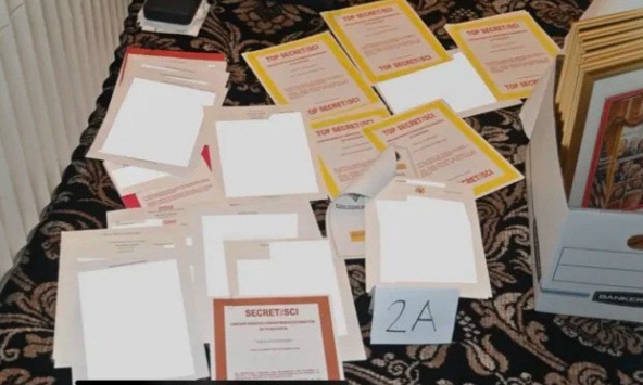 FBI tìm thấy tài liệu chứa thông tin mật về Iran và Trung Quốc tại dinh thự của cựu Tổng thống Trump?