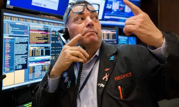 5 điều cần biết trước giờ chứng khoán Mỹ mở cửa vào thứ Tư (26/10)