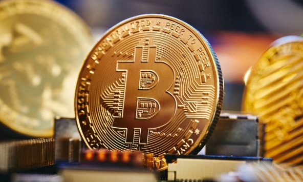 Bitcoin chuẩn bị phá mốc 21.000 USD