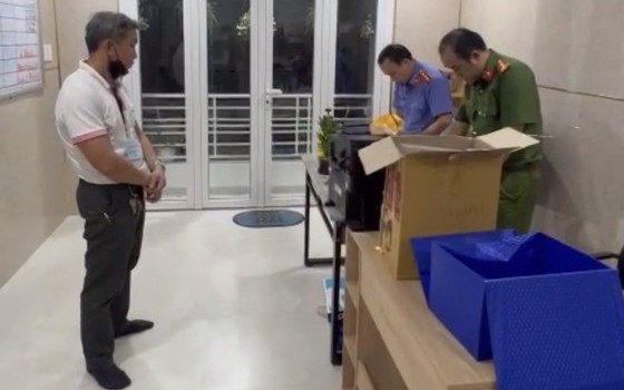 Hút trộm 80 tấn dầu, Giám đốc Công ty xăng dầu Phúc Thọ bị bắt