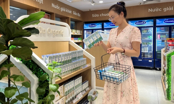 Vinamilk – Thương hiệu 'tỷ USD' duy nhất trong top 25 thương hiệu F&B dẫn đầu của Forbes Việt Nam