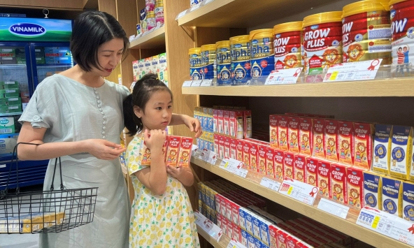 Vinamilk chia sẻ hành trình 33 năm khai phá thị trường sữa bột trong Hội nghị sữa quốc tế tại Singapore