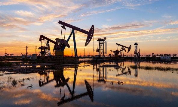 Giá xăng dầu 29/10: Dầu thô quay đầu giảm