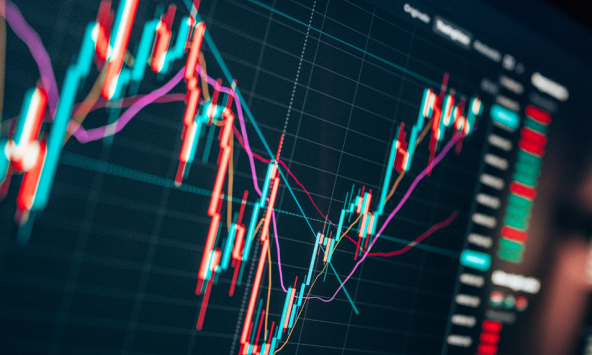 Cổ phiếu ngân hàng phân hóa, VN-Index mất hơn 3 điểm