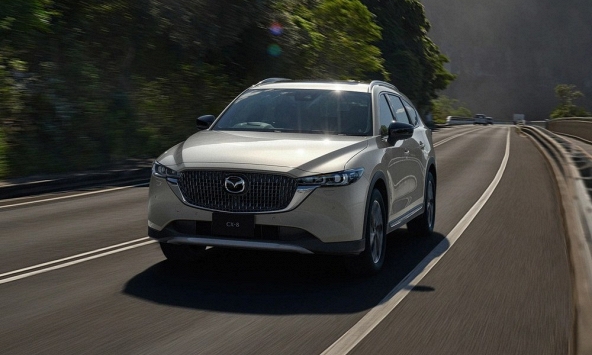 Mazda CX-8 2023 được nâng cấp hoàn toàn mới