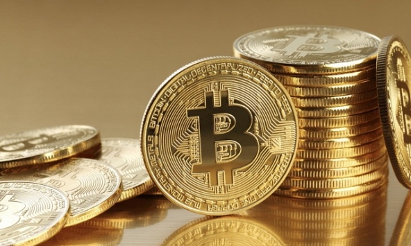 Bitcoin vượt mốc 21.000 USD sau báo cáo việc làm của Mỹ